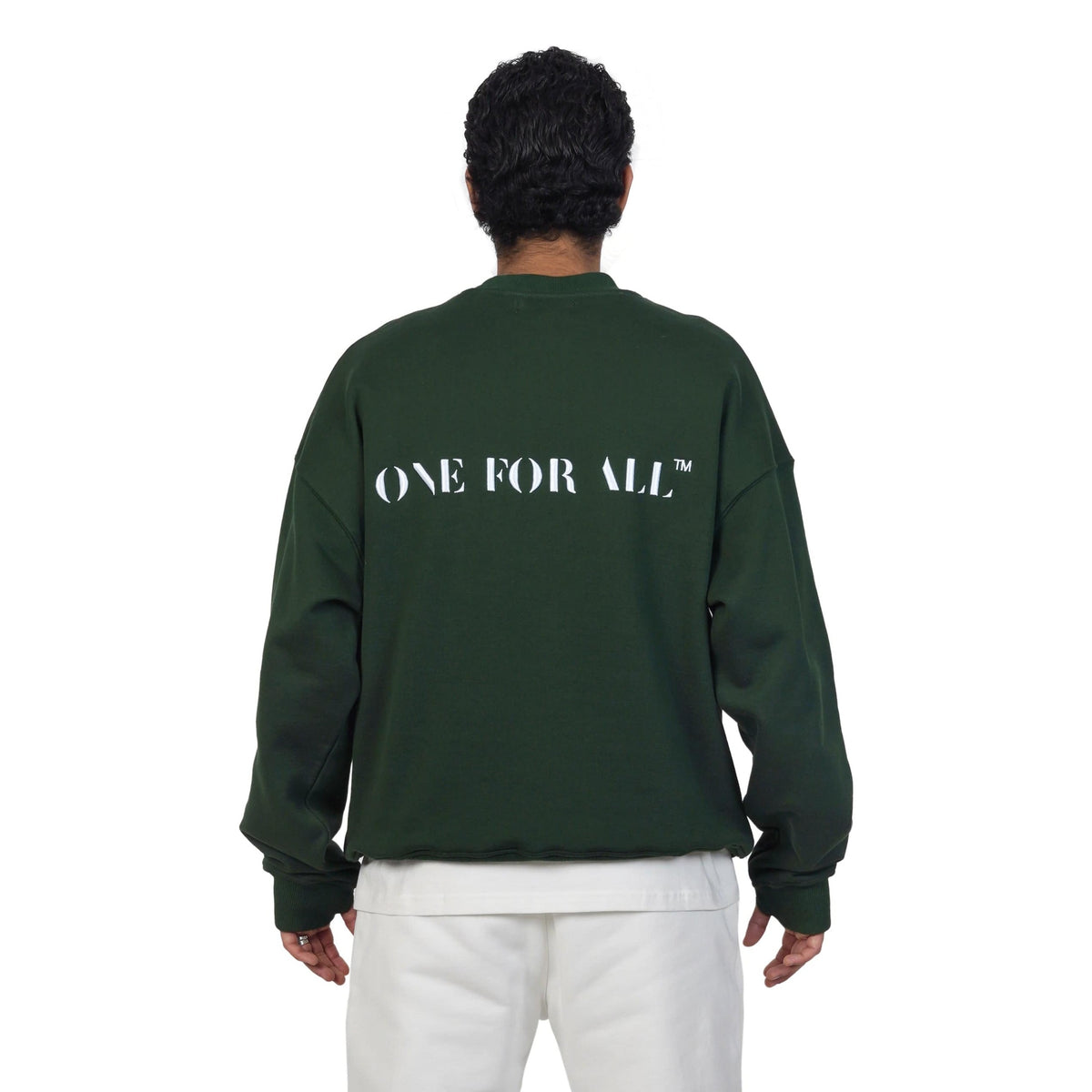 green sweatshirt #color_sacramento green